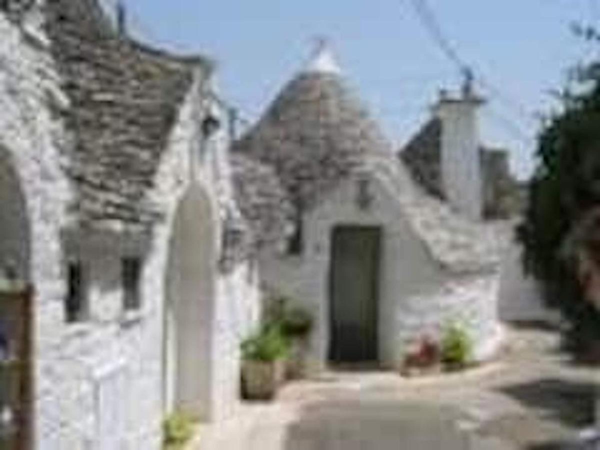 Room In Bb - Stunning Quadruple Room In Ancient Masseria Near The Sea In A Quiet Olive Trees Ostuni Εξωτερικό φωτογραφία